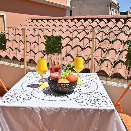 Izzhome Full Center Terrace Кальяри Экстерьер фото